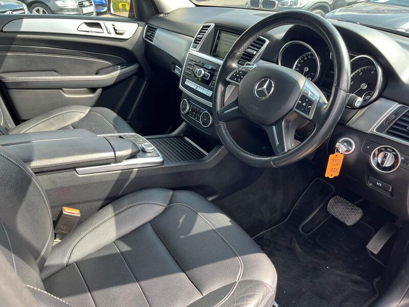 MERCEDES-BENZ M CLASS