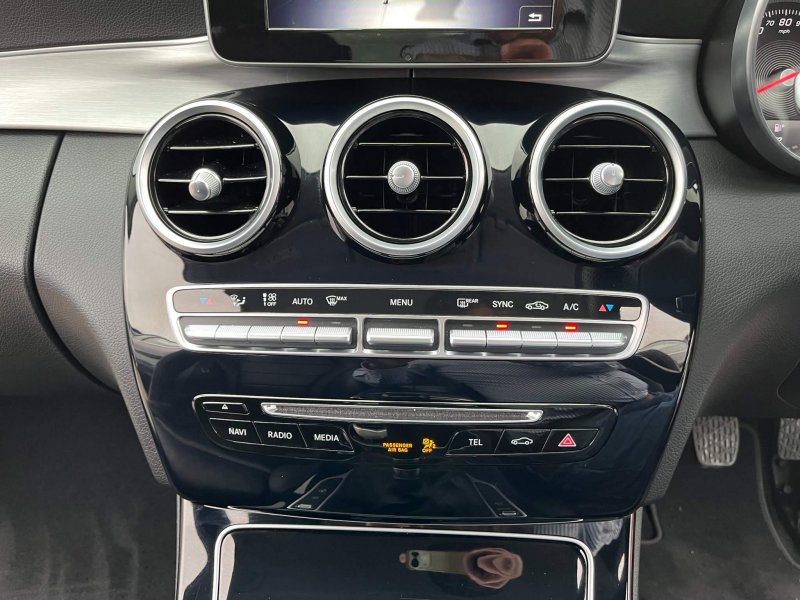 MERCEDES-BENZ C CLASS