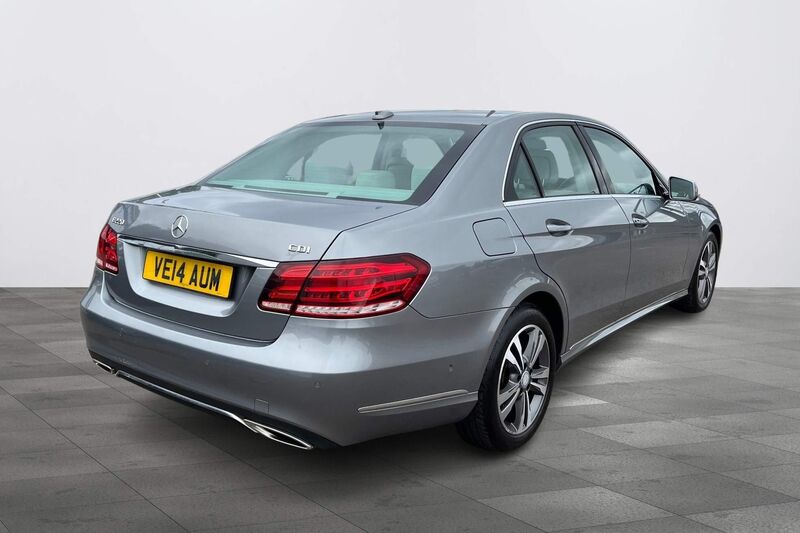 MERCEDES-BENZ E CLASS