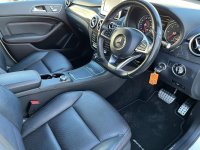 MERCEDES-BENZ B CLASS