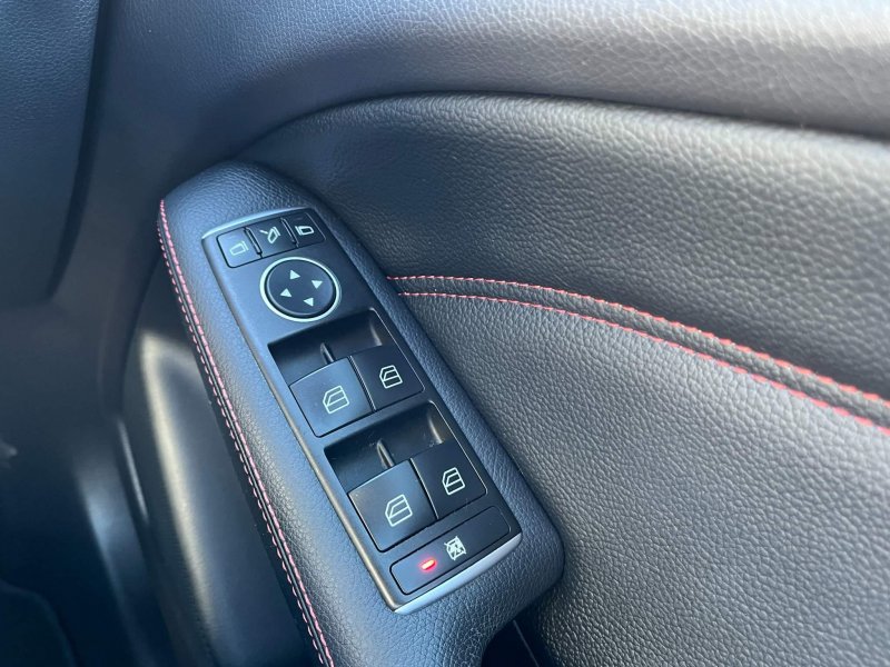 MERCEDES-BENZ B CLASS