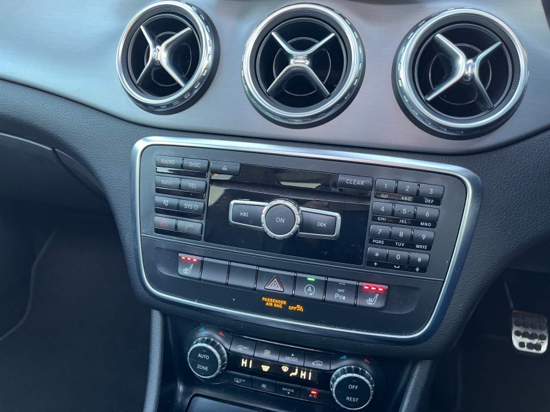MERCEDES-BENZ GLA CLASS
