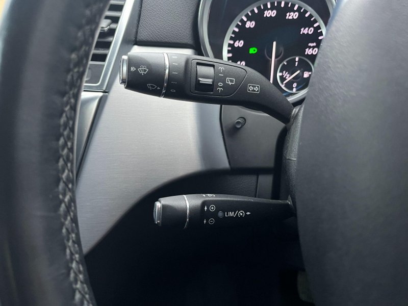 MERCEDES-BENZ M CLASS