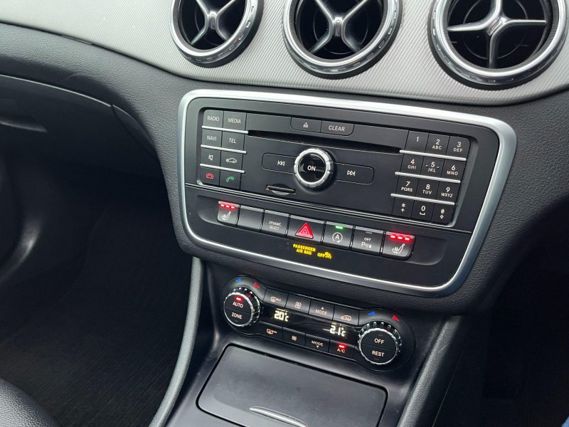 MERCEDES-BENZ GLA CLASS