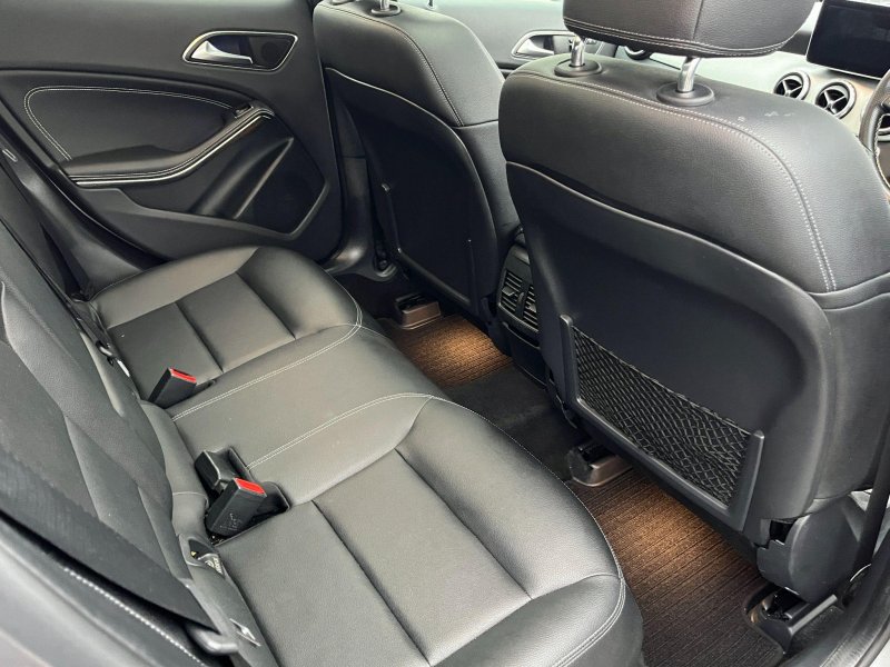 MERCEDES-BENZ GLA CLASS