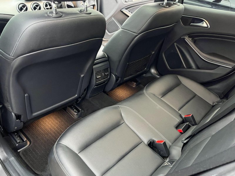 MERCEDES-BENZ GLA CLASS