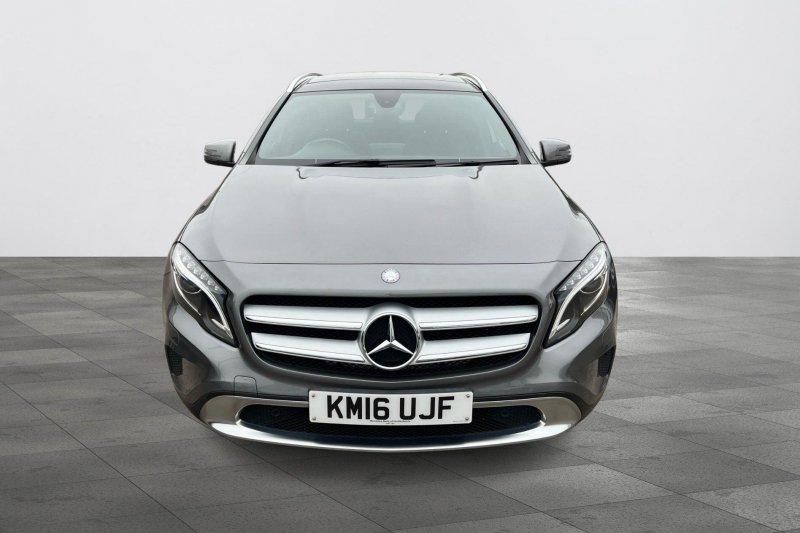 MERCEDES-BENZ GLA CLASS