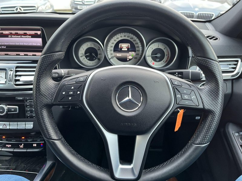 MERCEDES-BENZ E CLASS