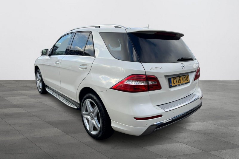 MERCEDES-BENZ M CLASS