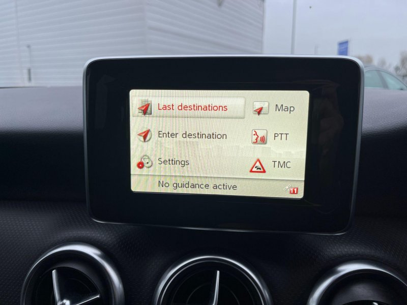 MERCEDES-BENZ A CLASS