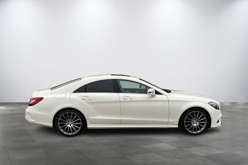 MERCEDES-BENZ CLS