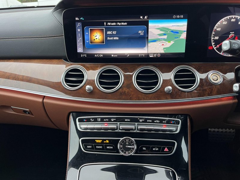 MERCEDES-BENZ E CLASS