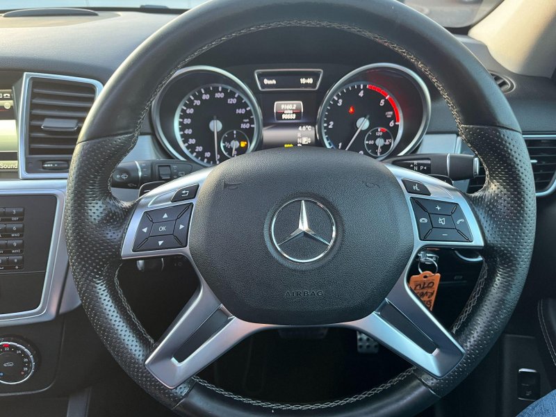 MERCEDES-BENZ M CLASS