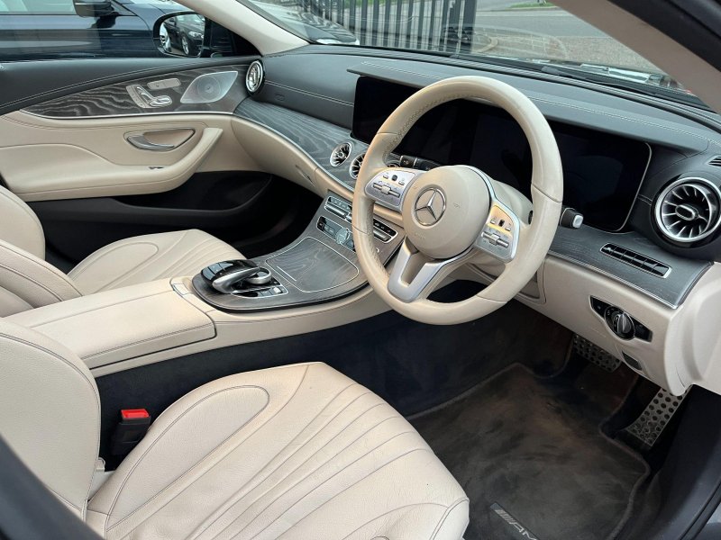 MERCEDES-BENZ CLS