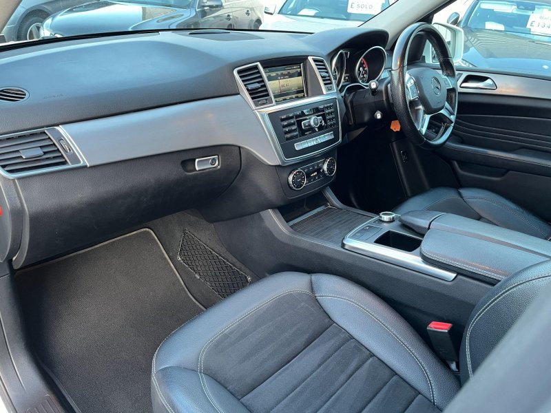 MERCEDES-BENZ M CLASS