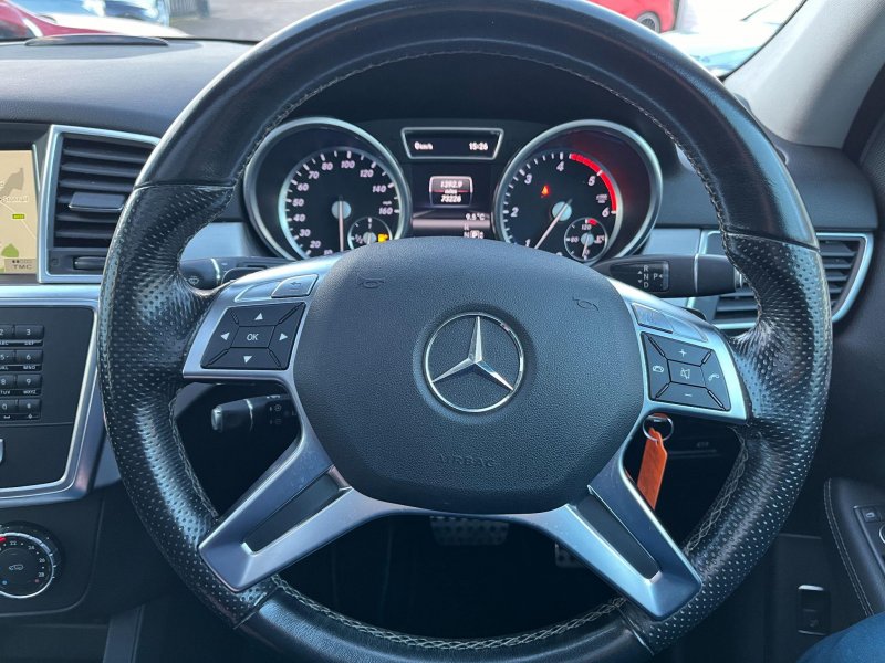 MERCEDES-BENZ M CLASS