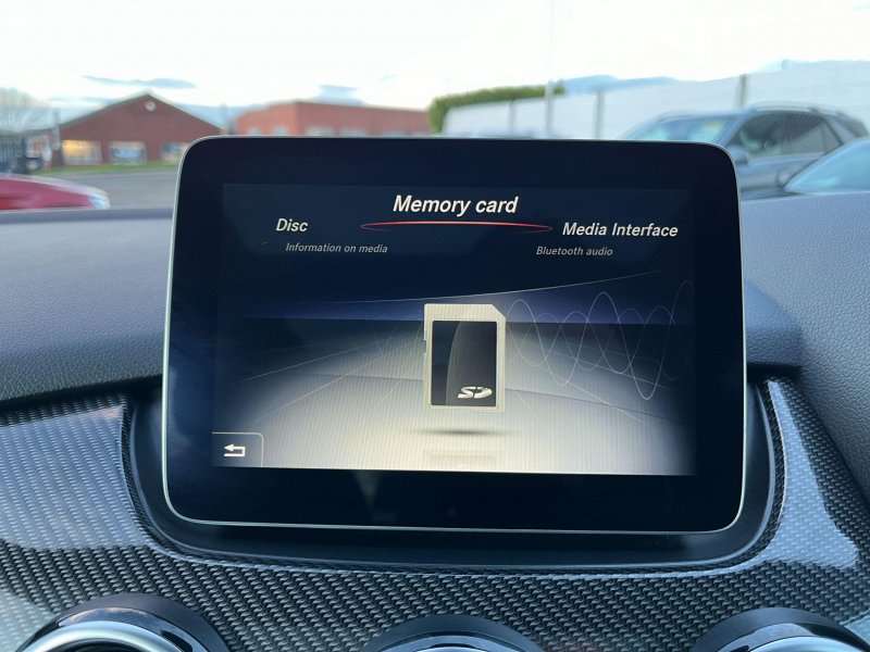 MERCEDES-BENZ B CLASS