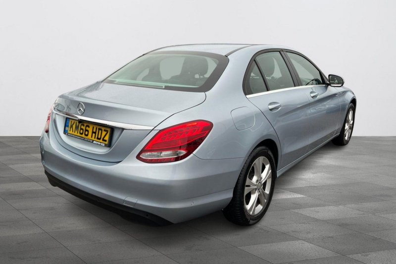 MERCEDES-BENZ C CLASS