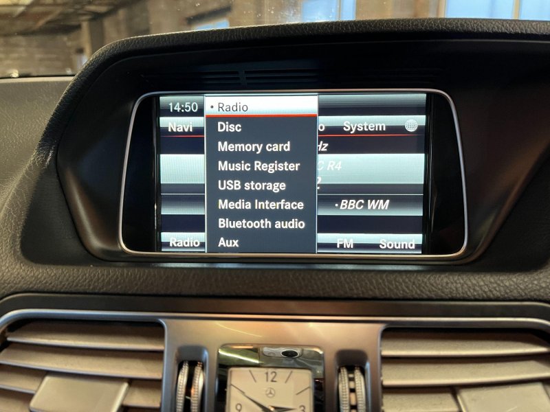 MERCEDES-BENZ E CLASS