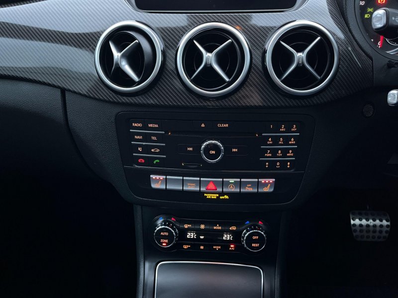 MERCEDES-BENZ B CLASS