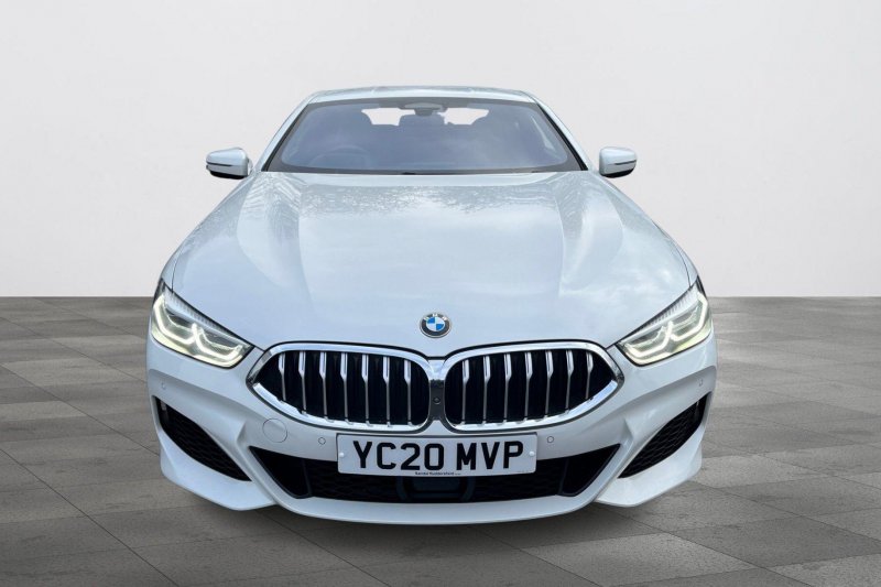 BMW 8 SERIES