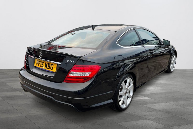 MERCEDES-BENZ C CLASS