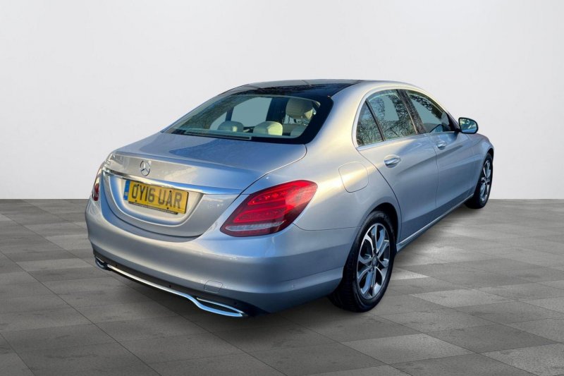 MERCEDES-BENZ C CLASS