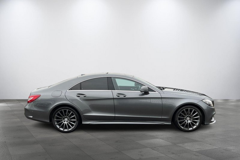 MERCEDES-BENZ CLS