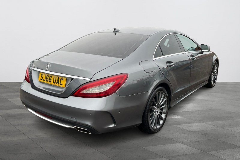 MERCEDES-BENZ CLS