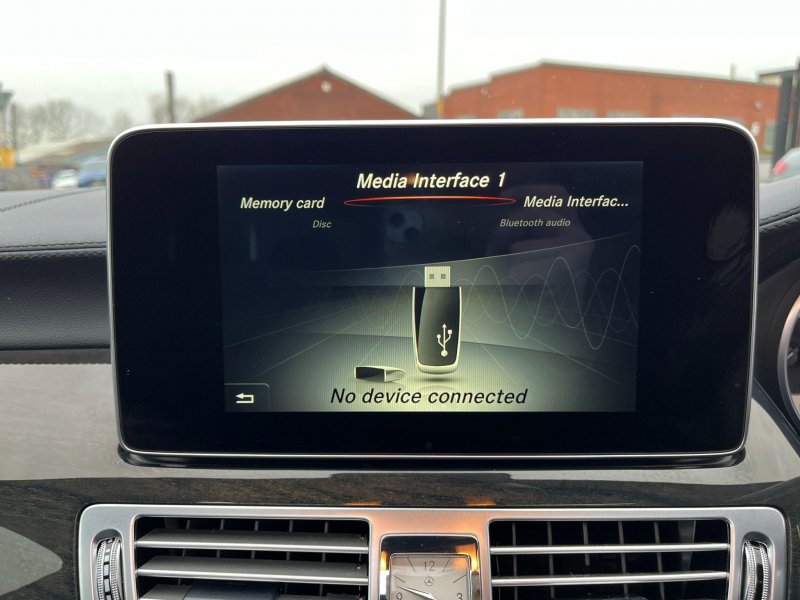 MERCEDES-BENZ CLS