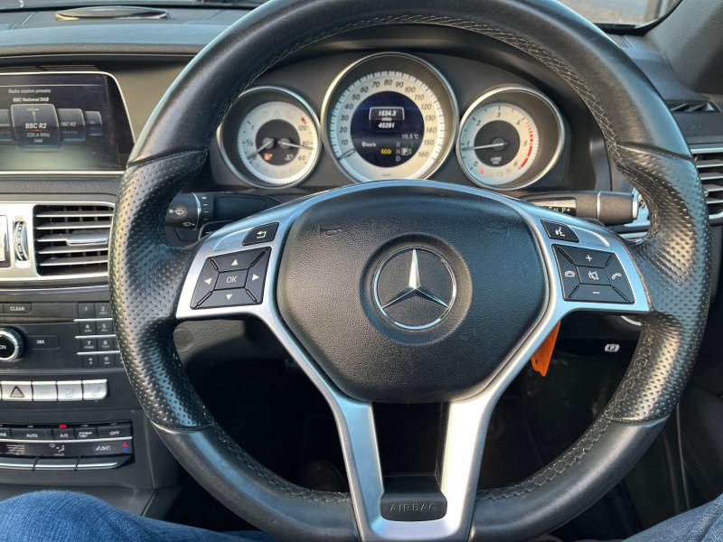 MERCEDES-BENZ E CLASS