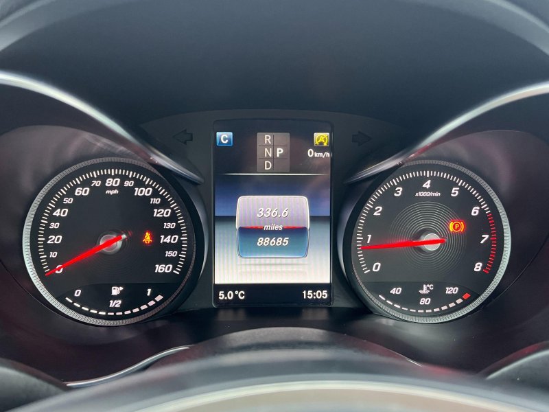 MERCEDES-BENZ C CLASS