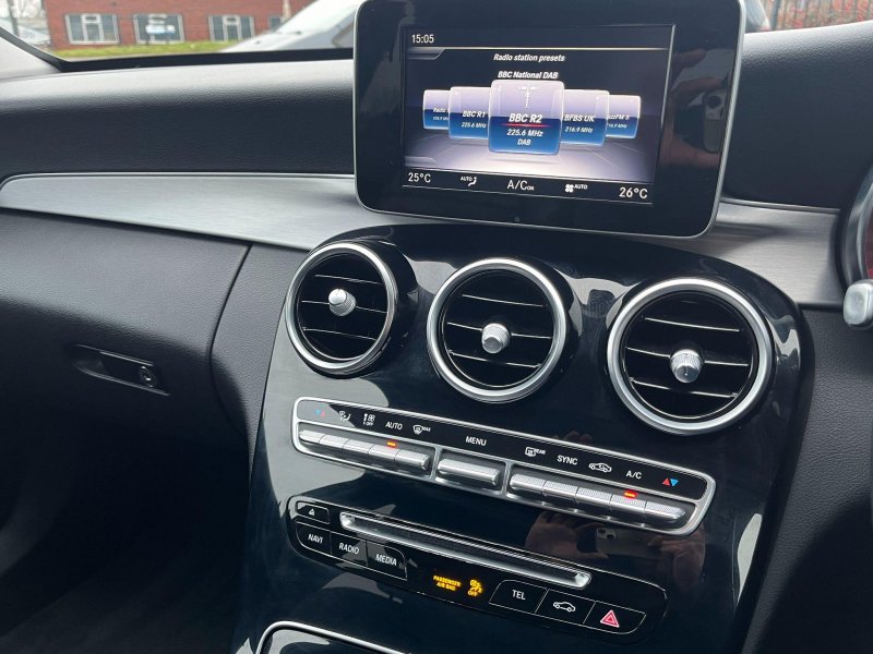 MERCEDES-BENZ C CLASS