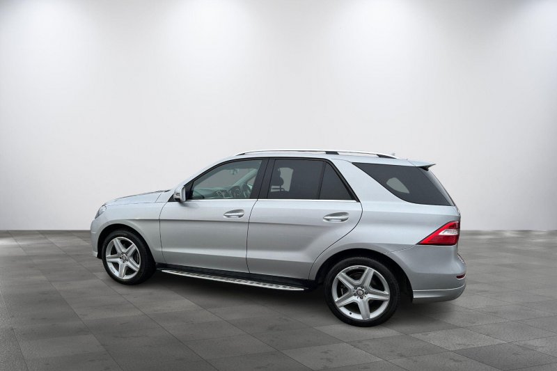 MERCEDES-BENZ M CLASS