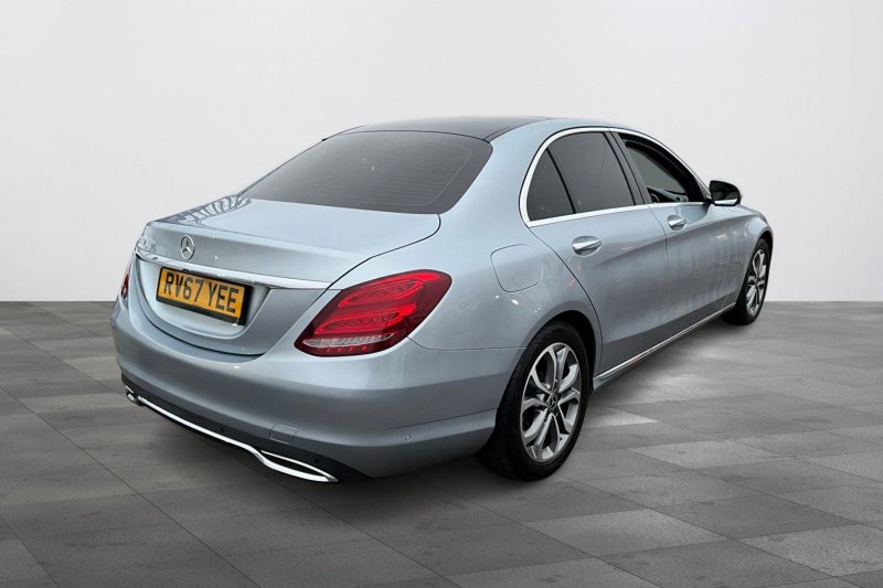 MERCEDES-BENZ C CLASS