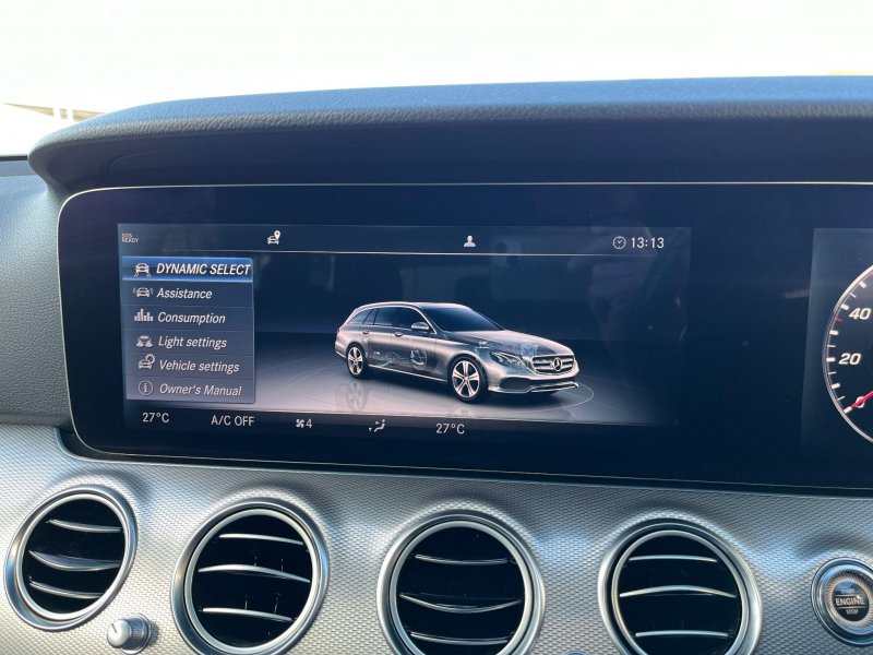 MERCEDES-BENZ E CLASS