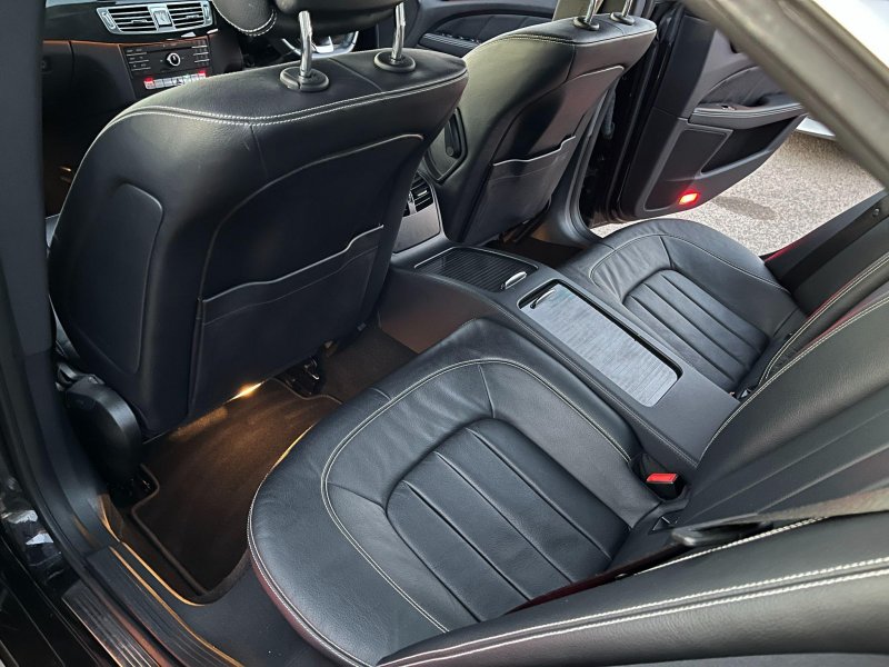 MERCEDES-BENZ CLS