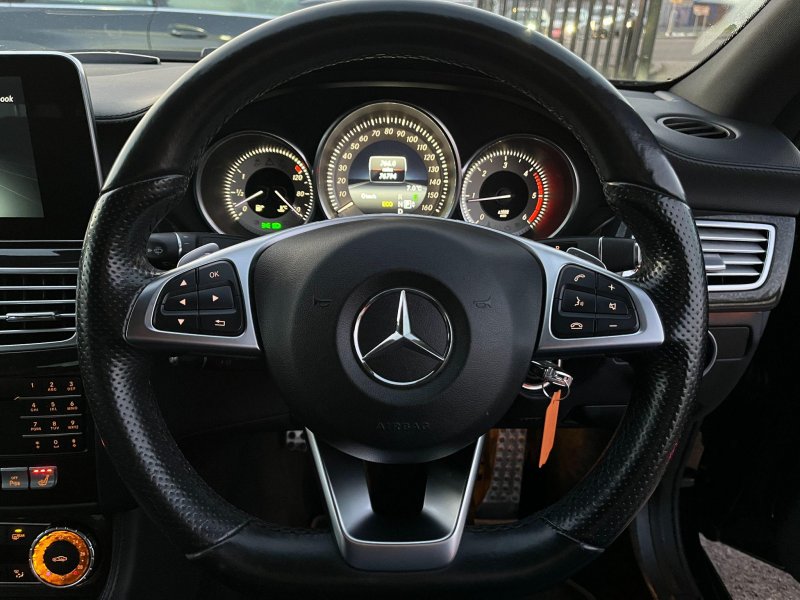 MERCEDES-BENZ CLS