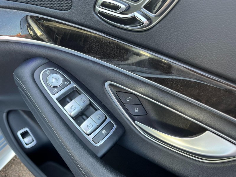 MERCEDES-BENZ S CLASS