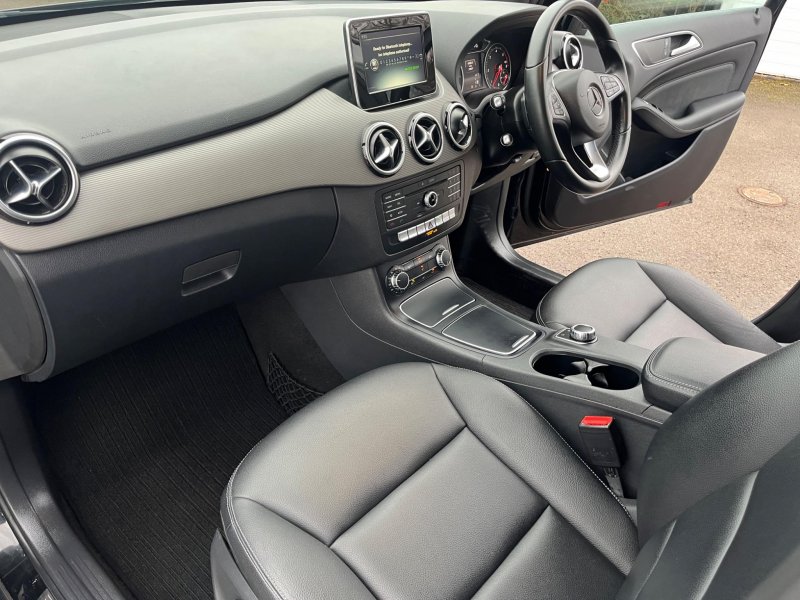 MERCEDES-BENZ B CLASS