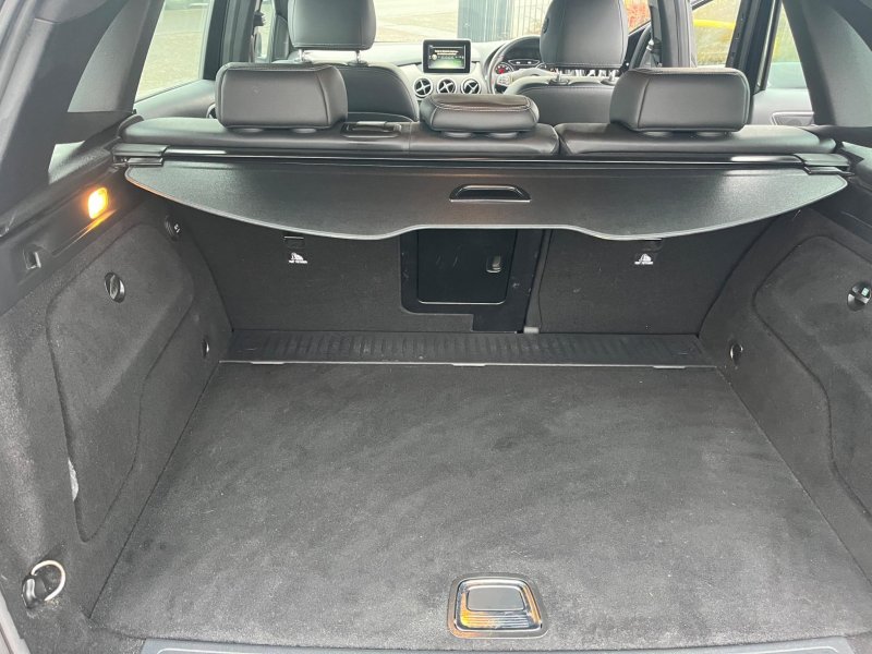 MERCEDES-BENZ B CLASS