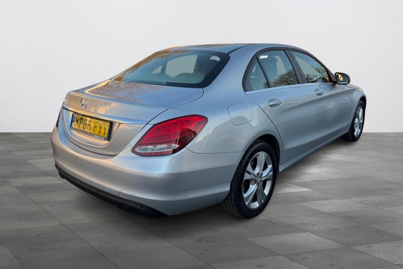 MERCEDES-BENZ C CLASS