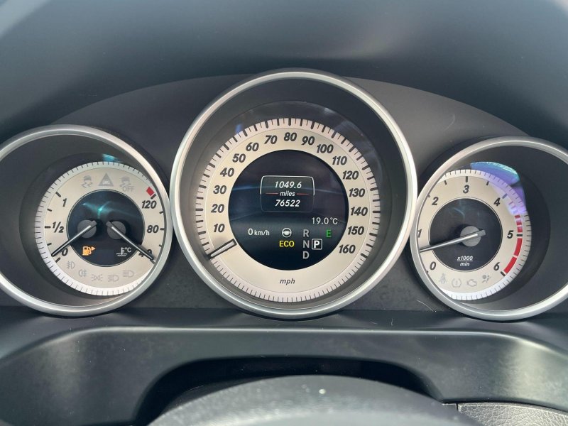 MERCEDES-BENZ E CLASS