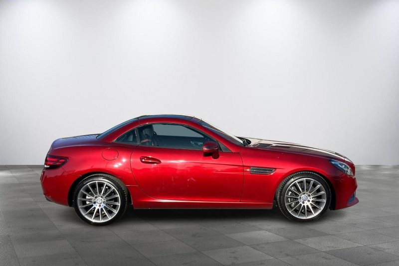 MERCEDES-BENZ SLC