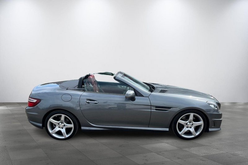 MERCEDES-BENZ SLK