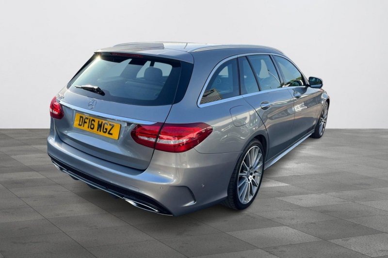 MERCEDES-BENZ C CLASS