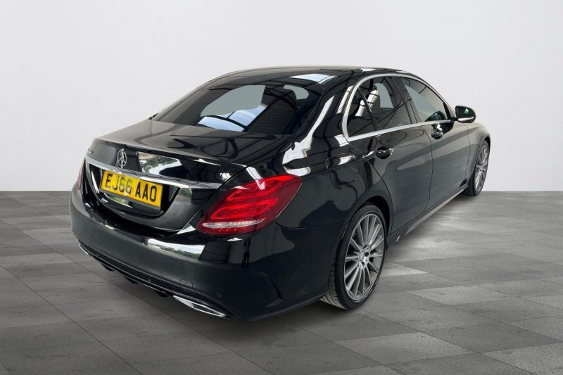 MERCEDES-BENZ C CLASS
