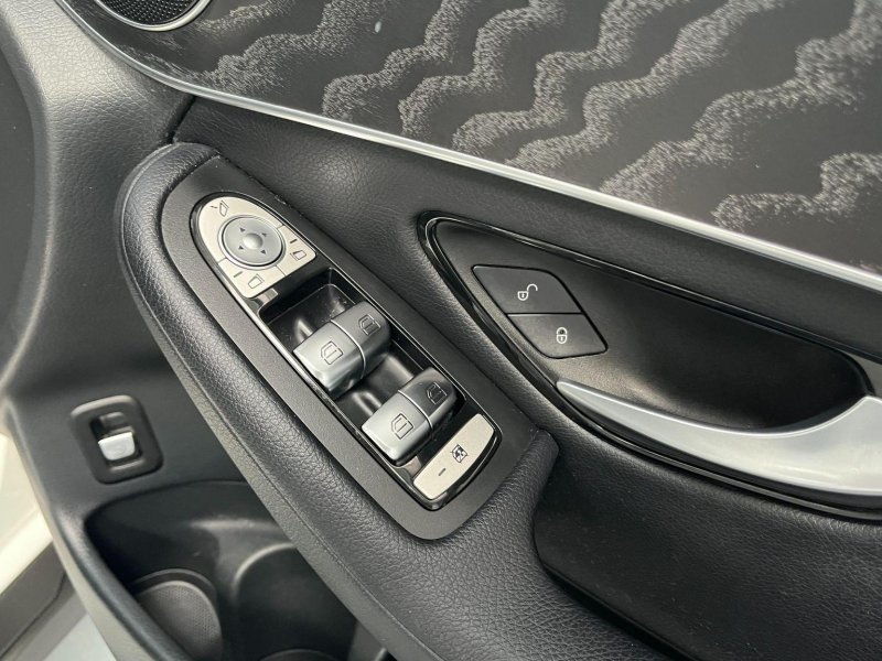 MERCEDES-BENZ GLC CLASS