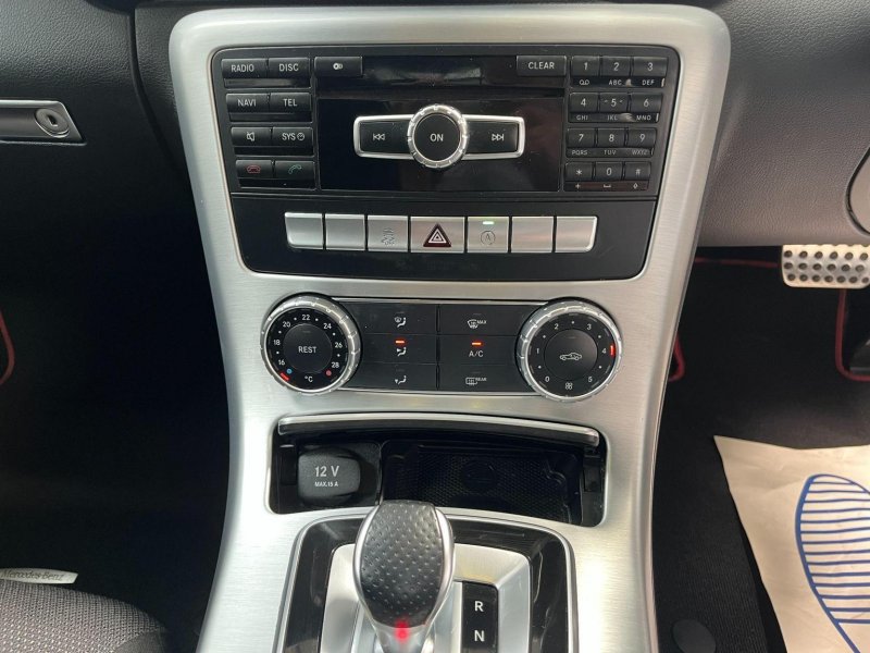 MERCEDES-BENZ SLK