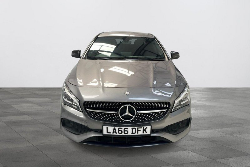 MERCEDES-BENZ CLA